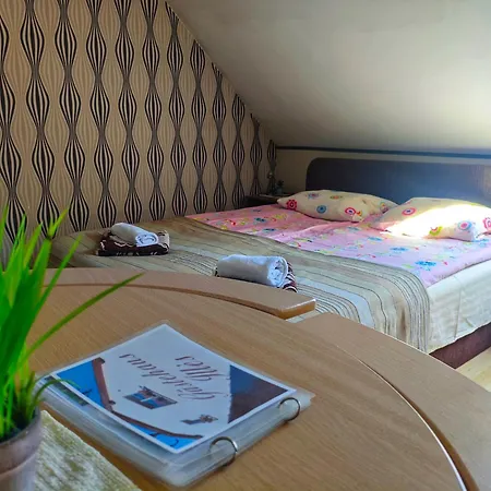 以利亚小屋旅馆 3*