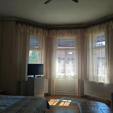 Illes Vendeghaz Gasthof Keszthely