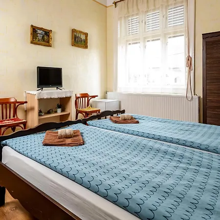 Guest house Illes Vendeghaz Keszthely