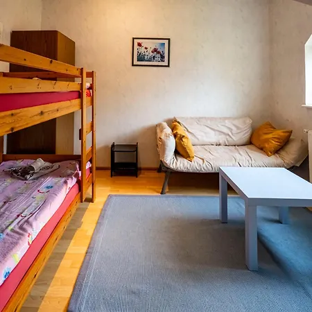 Illes Vendeghaz Guest house 3*