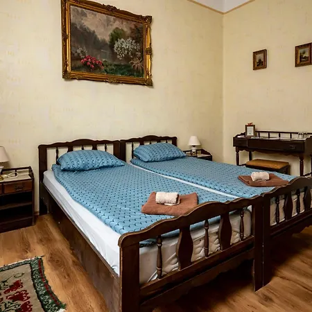 以利亚小屋旅馆 3*