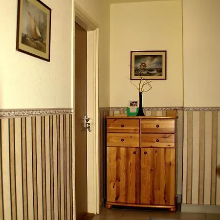 Illes Vendeghaz Гостевой дом Кестхей