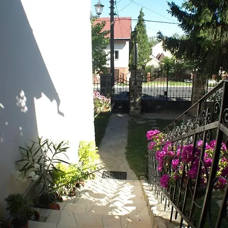 Illes Vendeghaz Gæstehus Keszthely