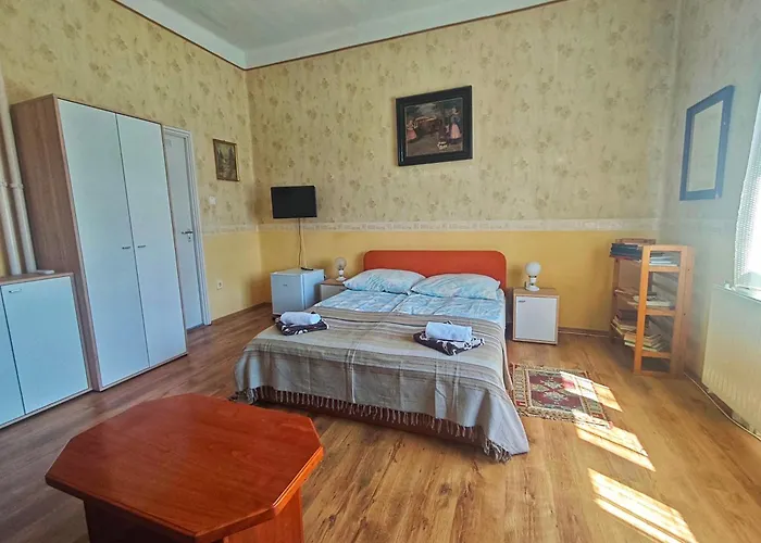 בית הארחה Illes Vendeghaz