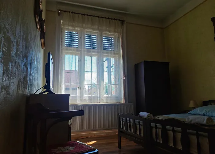 Illes Vendeghaz Konukevi