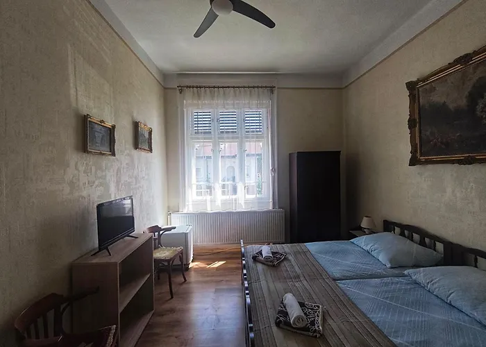 Illes Vendeghaz בית הארחה