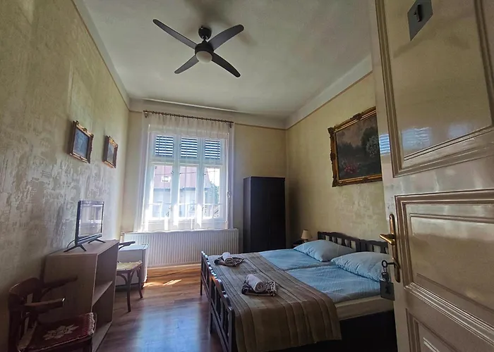 בית הארחה Illes Vendeghaz קסזטלי