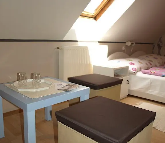 בית הארחה Illes Vendeghaz