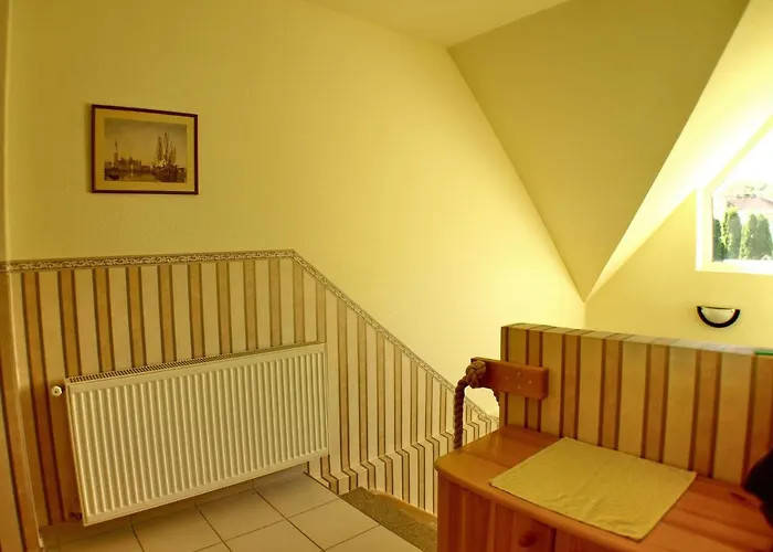 Konukevi Illes Vendeghaz 3*